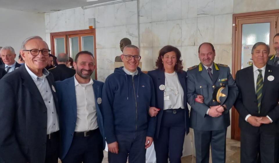 la Sezione A.N.F.I. di Bagheria, ha partecipato al corso di formazione sul recupero degli alimenti, organizzato dall'Asp di Palermo