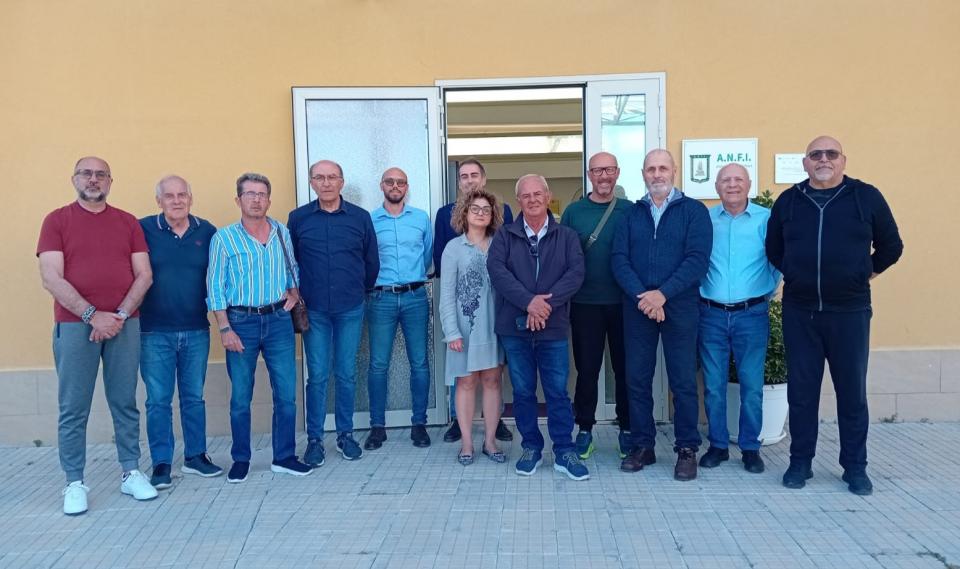 I SOCI ANFI DI AVOLA A LEZIONE DI INFORMATICA.