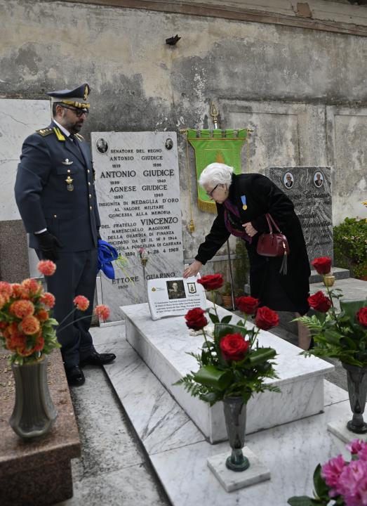 24 marzo 2025 deposizione lapide sulla Tomba della famiglia Giudice in Eboli