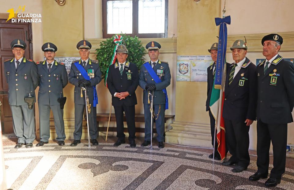 Rimini - Lapide Cimitero - 251° anniversario Fondazione Guardia di Finanza